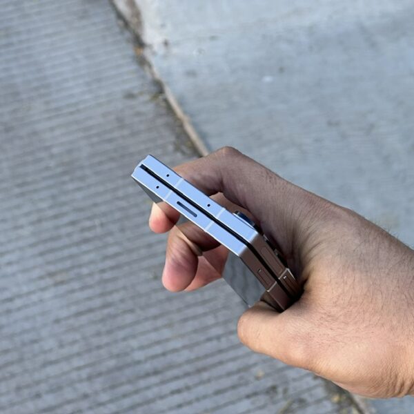 Samsung Galaxy Z Fold 6 5G.