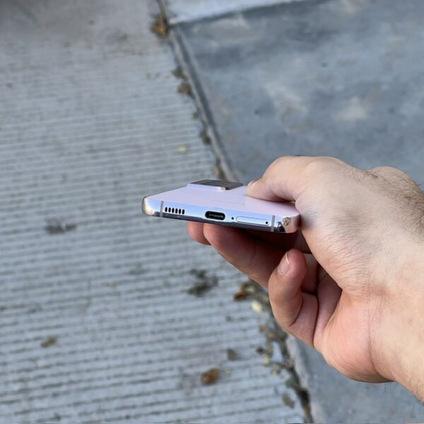 Samsung Galaxy S22 5G.