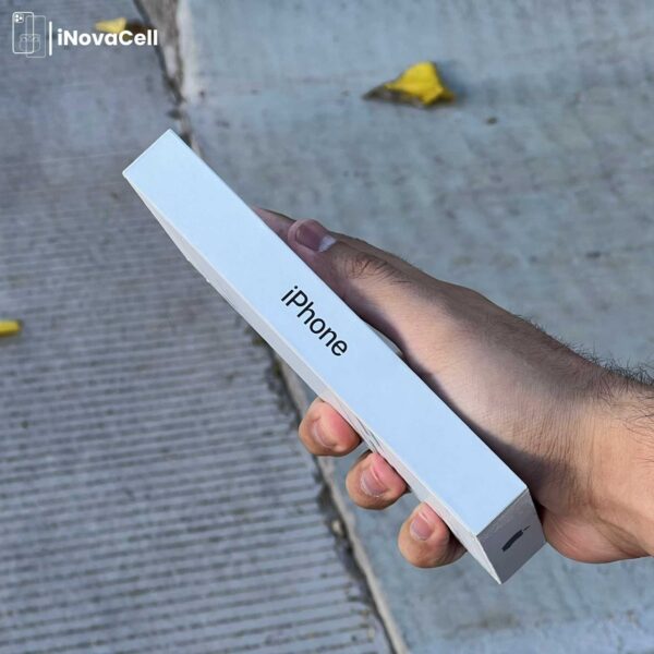 Apple iPhone 17 Air.