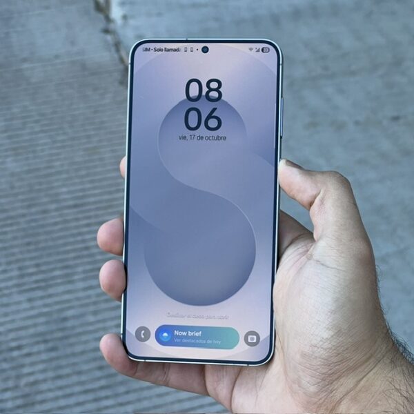 Samsung Galaxy S25 Plus 5G.