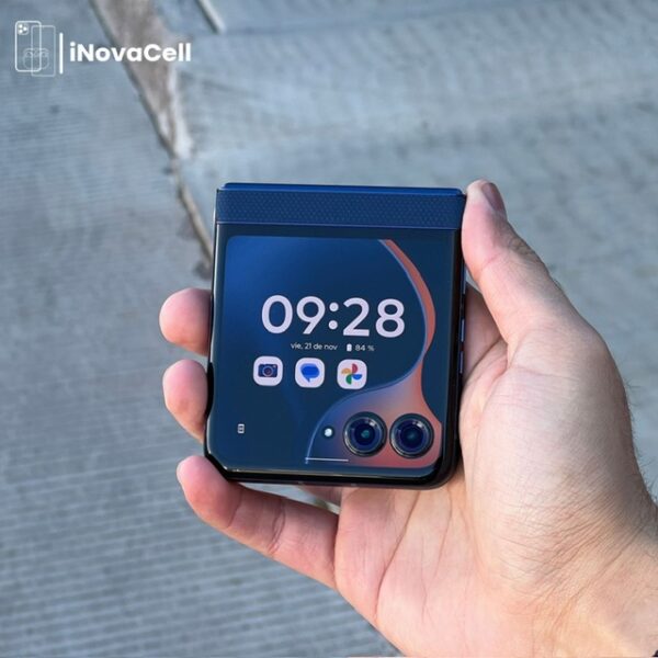 Motorola Razr 60 (2025).