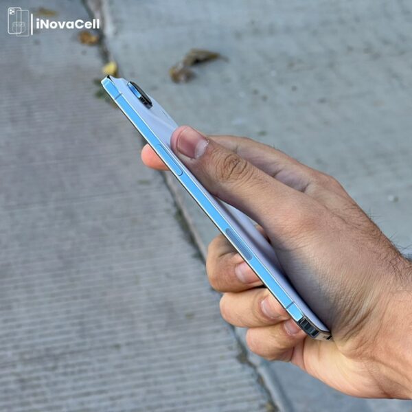 Apple iPhone 17 Air.