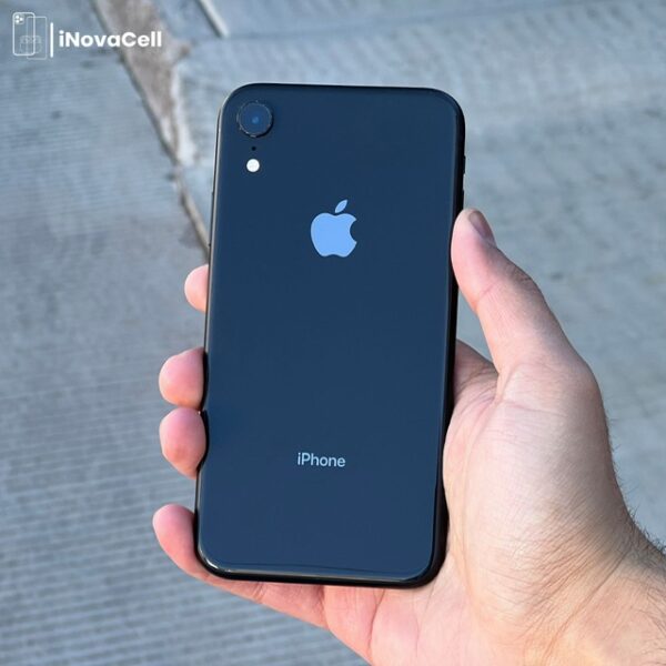 Apple iPhone XR.