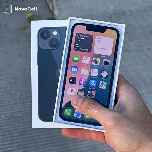 Apple iPhone 13 Mini.