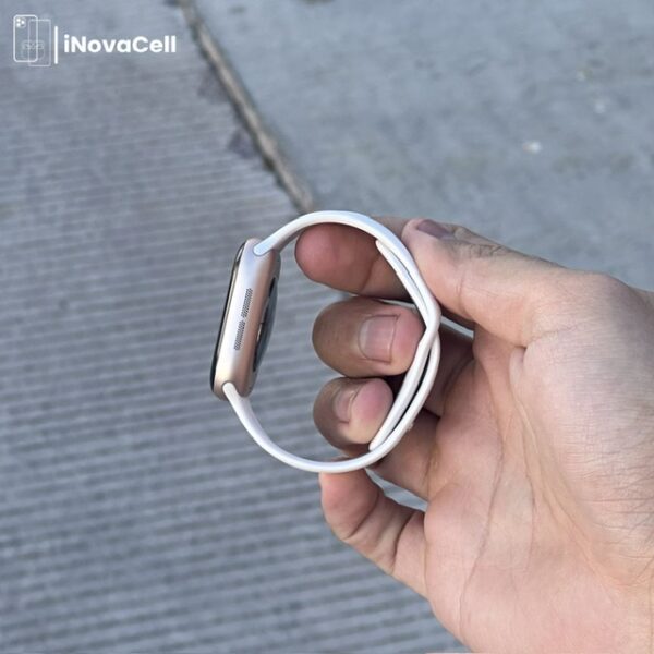 Apple Watch Series 11 42MM.