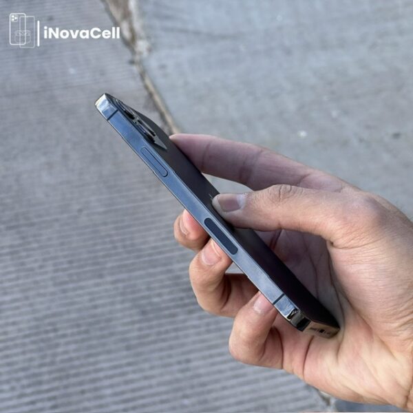 Apple iPhone 12 Pro.