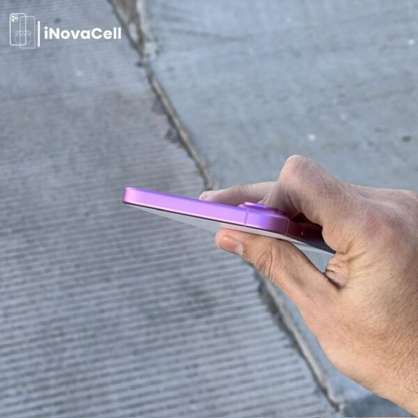 Apple iPhone 16 Plus.