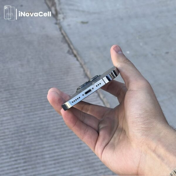 Apple iPhone 13 Pro.