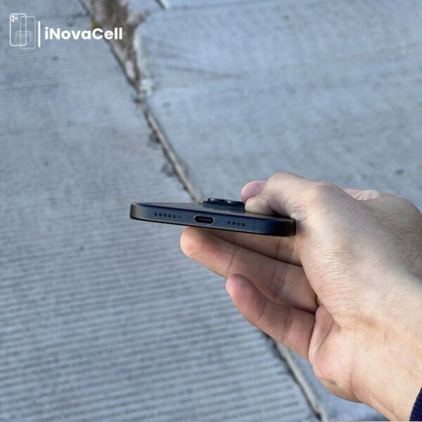 Apple iPhone 15 Plus.