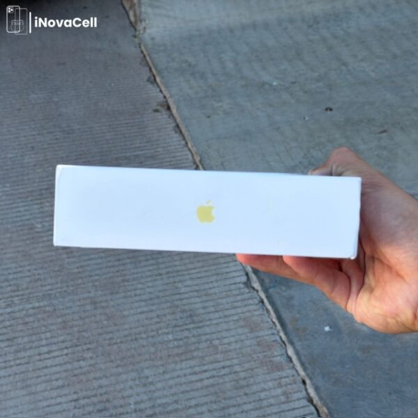 Apple iPad 11va Generación A16.