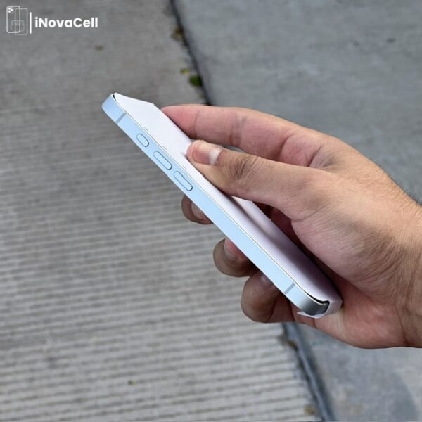 Android calle - 11 Apple iPhone 17E.