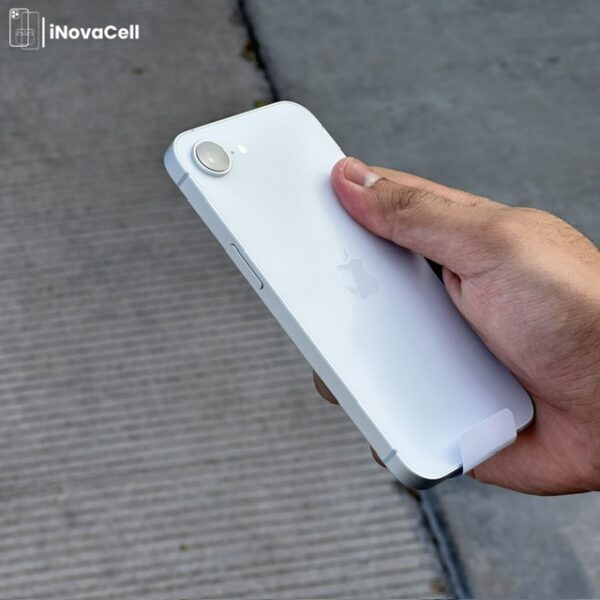 Android calle - 12 Apple iPhone 17E.