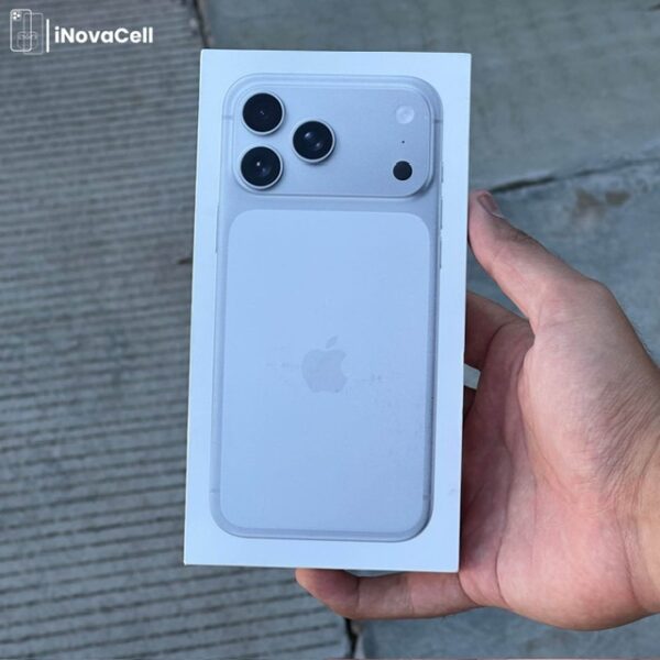 Copia de Android calle - 6 Apple iPhone 17 Pro Max.