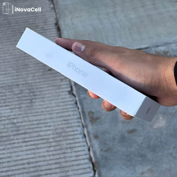 Copia de Android calle - 8 Apple iPhone 17 Pro Max.