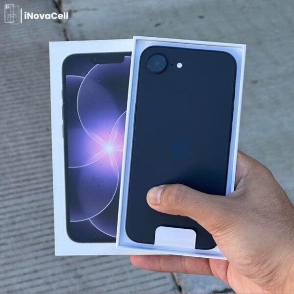 Copia de Android calle - 1 Apple iPhone 17E.