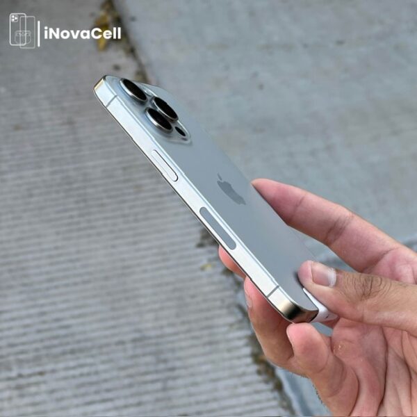 Copia de Android calle - 12 Apple iPhone 15 Pro.