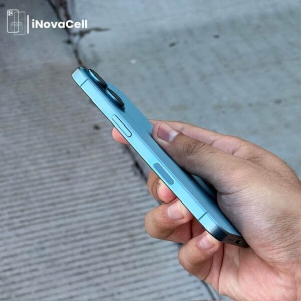 Apple iPhone 16.