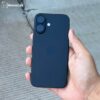 Copia de Android calle - 5 Apple iPhone 16.