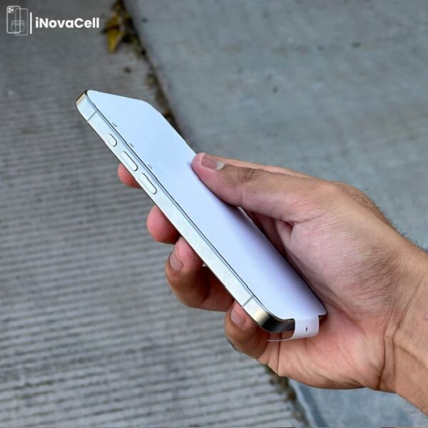 Copia de Android calle - 8 Apple iPhone 15 Pro.