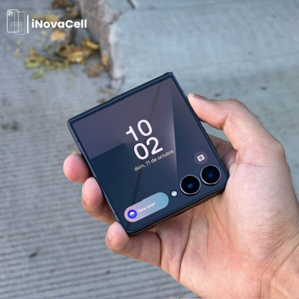 Samsung Galaxy Z Flip 7 5G.