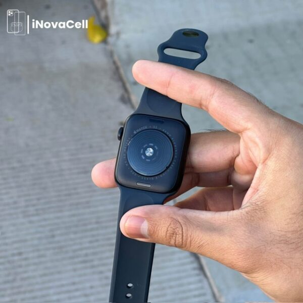 Apple Watch SE 3 (2025) de 44MM.
